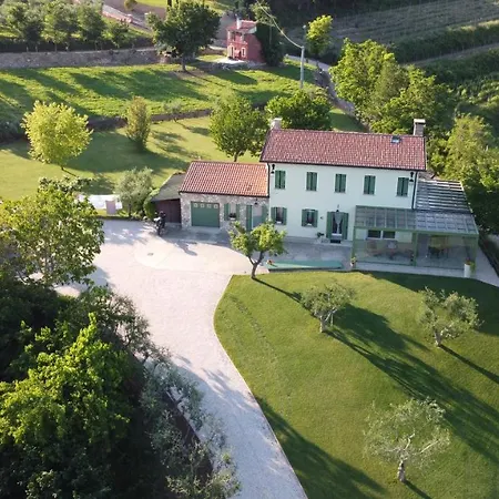 Pensionat Ai Filari 4*